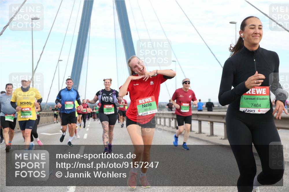 03.10.2025 - Köhlbrandbrückenlauf Jannik Wohlers http://msf.ph/oto/9157247 03.10.2025 15:36:43 Position 1 2025, 9536, 8918, 7464 meine-sportfotos.de