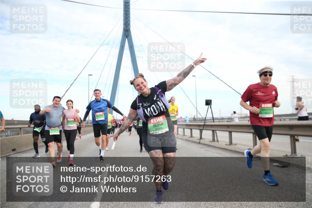 03.10.2025 - Köhlbrandbrückenlauf Jannik Wohlers http://msf.ph/oto/9157263 03.10.2025 15:36:45 Position 1 8053 meine-sportfotos.de
