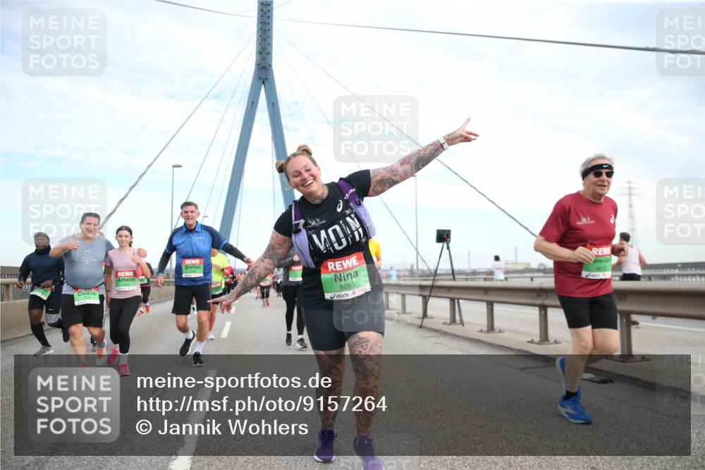 03.10.2025 - Köhlbrandbrückenlauf Jannik Wohlers http://msf.ph/oto/9157264 03.10.2025 15:36:45 Position 1 8053 meine-sportfotos.de