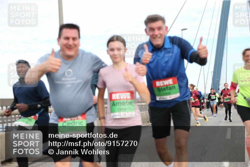 03.10.2025 - Köhlbrandbrückenlauf Jannik Wohlers http://msf.ph/oto/9157270 03.10.2025 15:36:47 Position 1 7905, 7900, 7908 meine-sportfotos.de