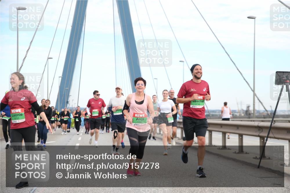 03.10.2025 - Köhlbrandbrückenlauf Jannik Wohlers http://msf.ph/oto/9157278 03.10.2025 15:36:49 Position 1 8753, 8337, 8756 meine-sportfotos.de