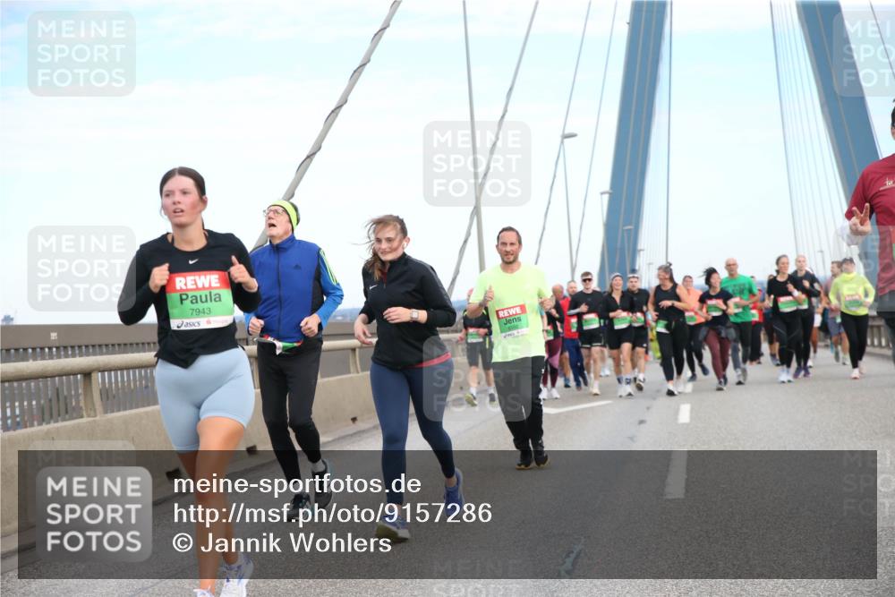 03.10.2025 - Köhlbrandbrückenlauf Jannik Wohlers http://msf.ph/oto/9157286 03.10.2025 15:36:52 Position 1 7943 meine-sportfotos.de