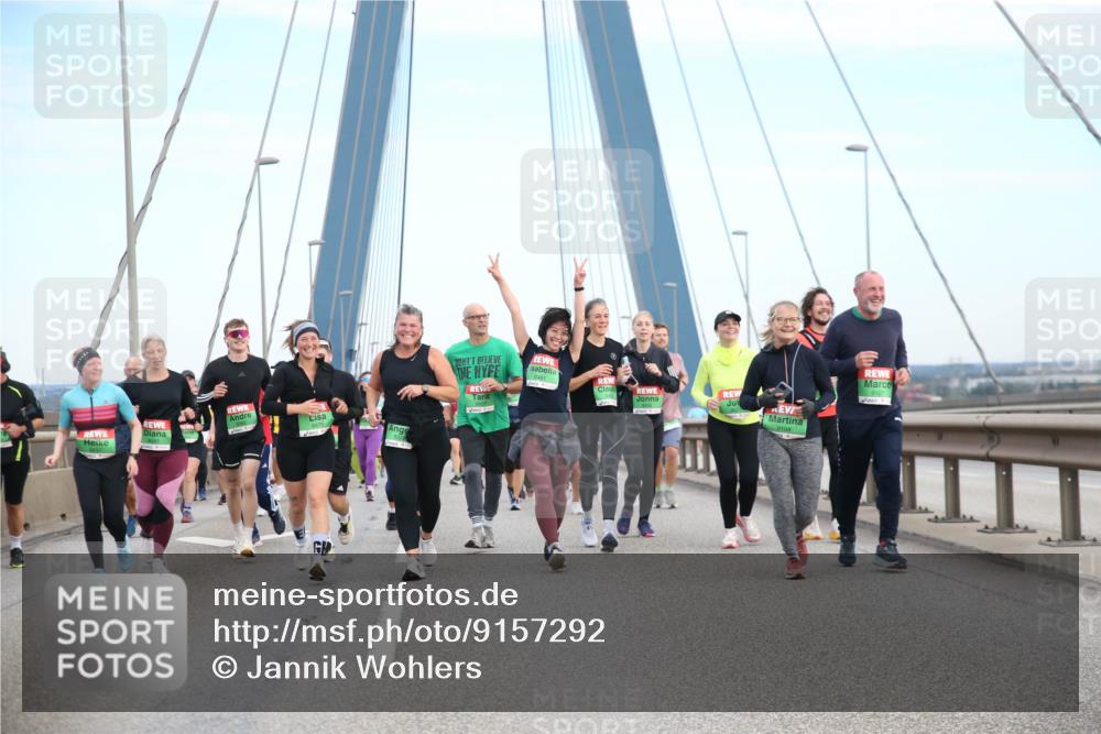 03.10.2025 - Köhlbrandbrückenlauf Jannik Wohlers http://msf.ph/oto/9157292 03.10.2025 15:36:55 Position 1 8683, 8479, 8481, 9108 meine-sportfotos.de