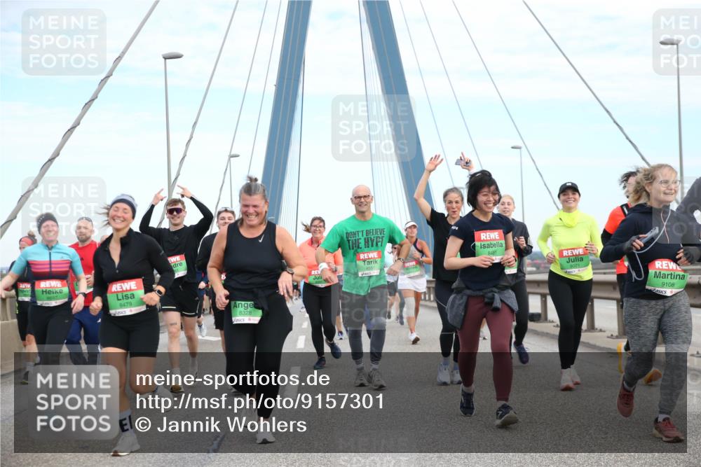 03.10.2025 - Köhlbrandbrückenlauf Jannik Wohlers http://msf.ph/oto/9157301 03.10.2025 15:36:58 Position 1 8479, 1908, 8328, 8481, 9071, 9108 meine-sportfotos.de