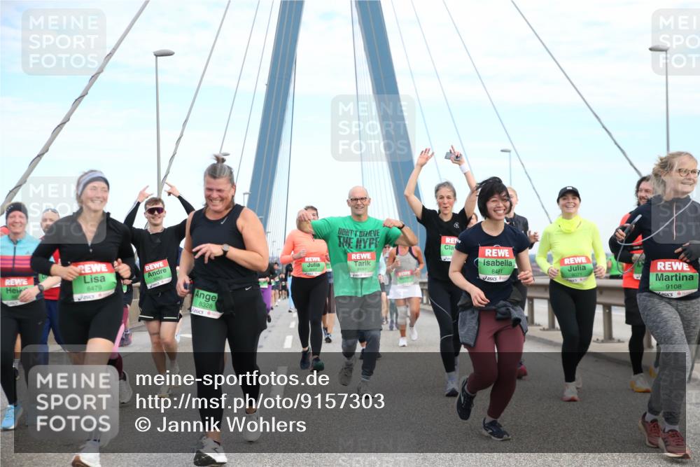 03.10.2025 - Köhlbrandbrückenlauf Jannik Wohlers http://msf.ph/oto/9157303 03.10.2025 15:36:58 Position 1 8479, 8328, 8597, 8481, 9071, 9108 meine-sportfotos.de