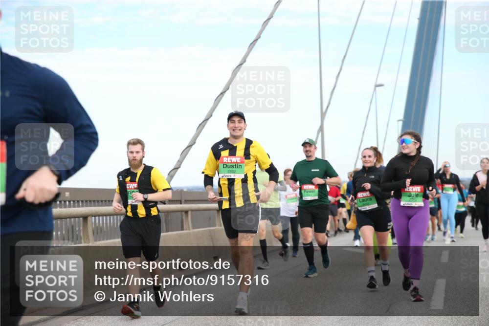 03.10.2025 - Köhlbrandbrückenlauf Jannik Wohlers http://msf.ph/oto/9157316 03.10.2025 15:37:04 Position 1 8852, 7963 meine-sportfotos.de