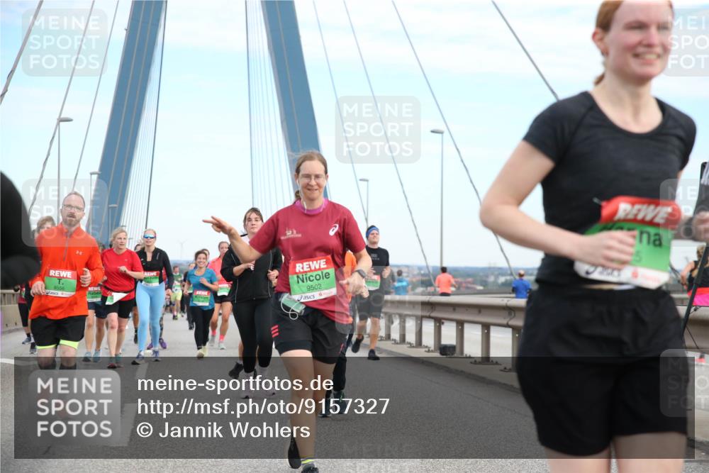 03.10.2025 - Köhlbrandbrückenlauf Jannik Wohlers http://msf.ph/oto/9157327 03.10.2025 15:37:06 Position 1 8556, 9502 meine-sportfotos.de