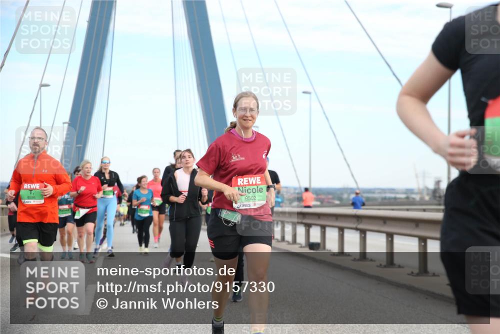 03.10.2025 - Köhlbrandbrückenlauf Jannik Wohlers http://msf.ph/oto/9157330 03.10.2025 15:37:06 Position 1 8556, 9502 meine-sportfotos.de