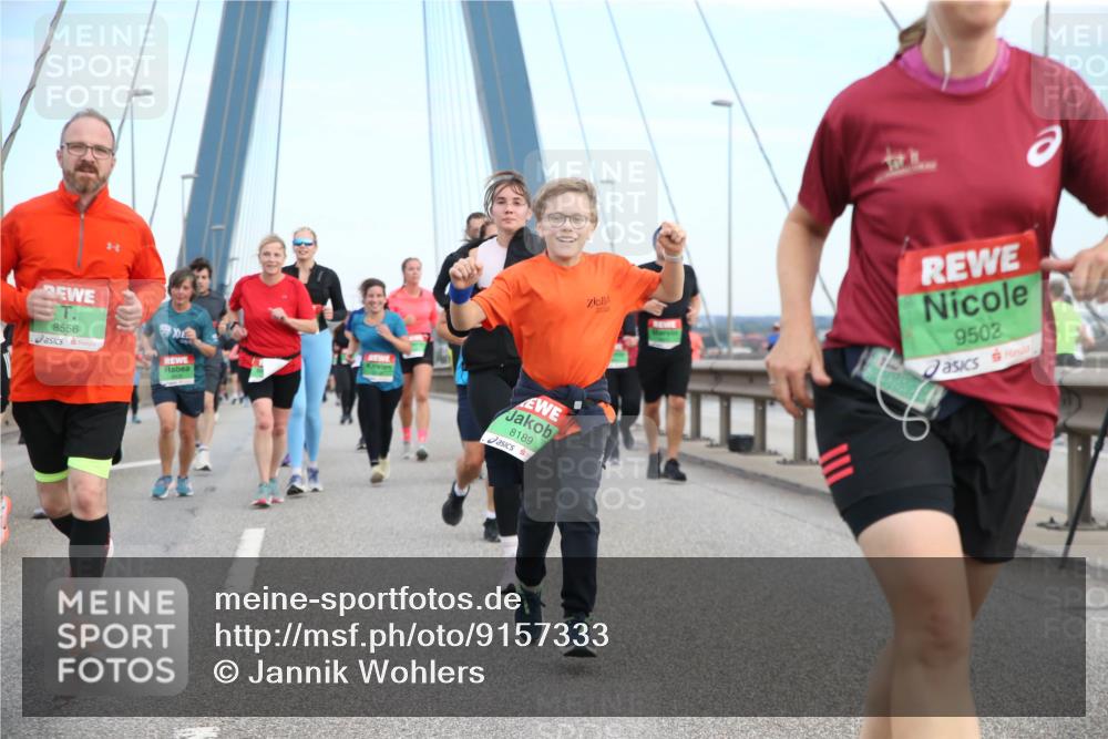 03.10.2025 - Köhlbrandbrückenlauf Jannik Wohlers http://msf.ph/oto/9157333 03.10.2025 15:37:07 Position 1 8556, 8189, 9502 meine-sportfotos.de