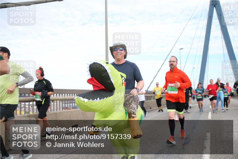 03.10.2025 - Köhlbrandbrückenlauf Jannik Wohlers http://msf.ph/oto/9157339 03.10.2025 15:37:08 Position 1  meine-sportfotos.de