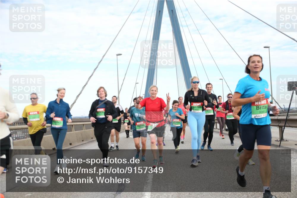 03.10.2025 - Köhlbrandbrückenlauf Jannik Wohlers http://msf.ph/oto/9157349 03.10.2025 15:37:10 Position 1 9040 meine-sportfotos.de