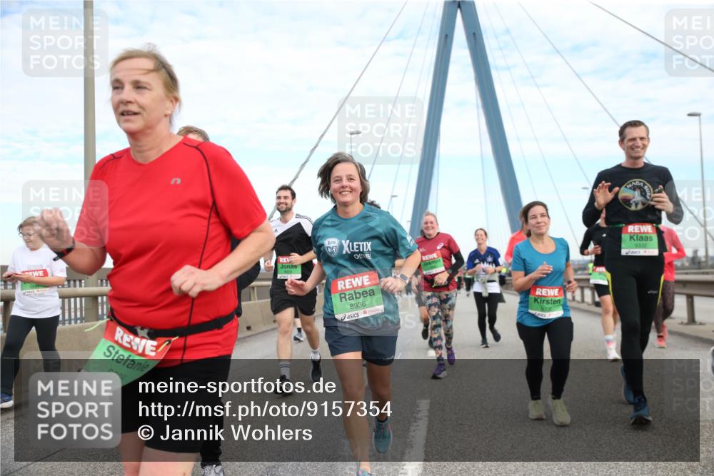 03.10.2025 - Köhlbrandbrückenlauf Jannik Wohlers http://msf.ph/oto/9157354 03.10.2025 15:37:12 Position 1 8935, 8936, 9332 meine-sportfotos.de