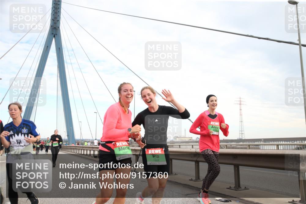 03.10.2025 - Köhlbrandbrückenlauf Jannik Wohlers http://msf.ph/oto/9157360 03.10.2025 15:37:14 Position 1 7887, 7888, 8572 meine-sportfotos.de