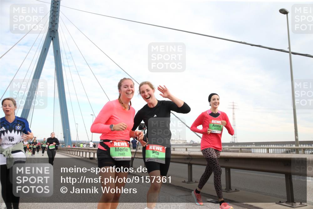 03.10.2025 - Köhlbrandbrückenlauf Jannik Wohlers http://msf.ph/oto/9157361 03.10.2025 15:37:14 Position 1 7887, 7888, 8572 meine-sportfotos.de