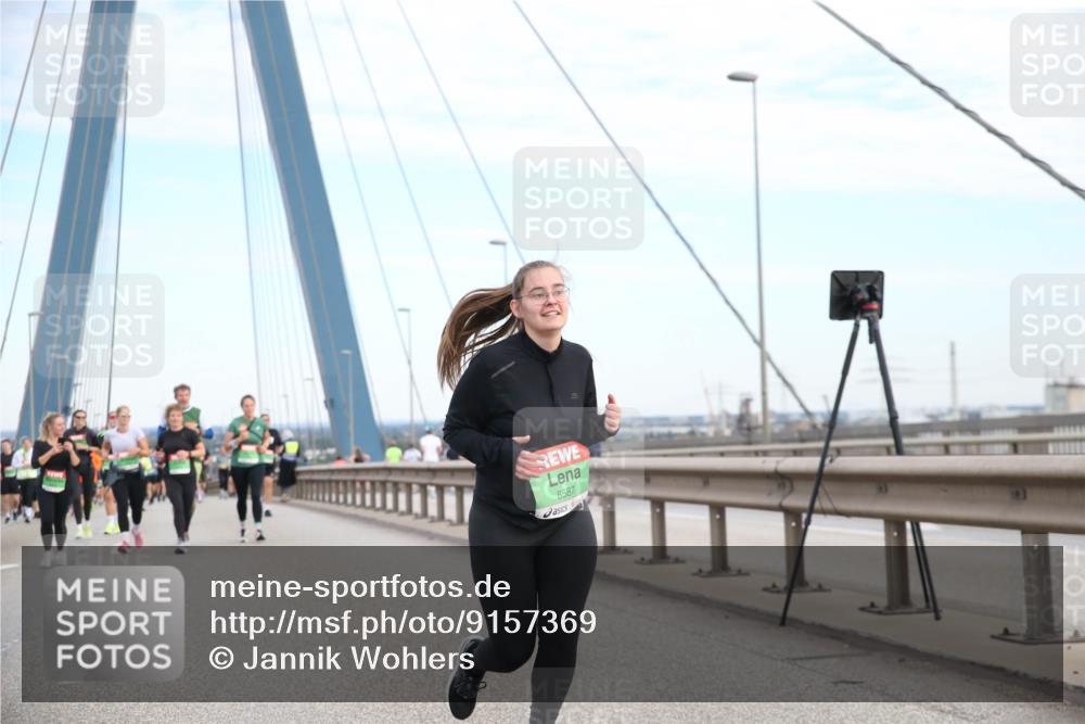 03.10.2025 - Köhlbrandbrückenlauf Jannik Wohlers http://msf.ph/oto/9157369 03.10.2025 15:37:17 Position 1 8587 meine-sportfotos.de