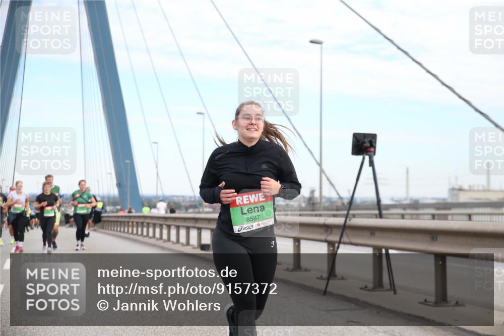 03.10.2025 - Köhlbrandbrückenlauf Jannik Wohlers http://msf.ph/oto/9157372 03.10.2025 15:37:17 Position 1 8587, 1 meine-sportfotos.de