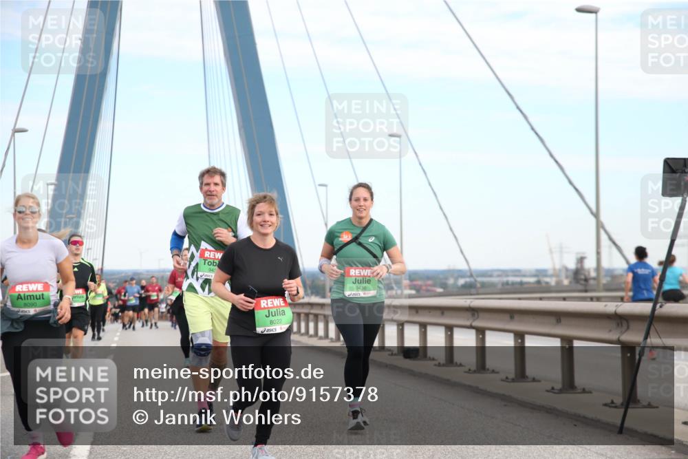 03.10.2025 - Köhlbrandbrückenlauf Jannik Wohlers http://msf.ph/oto/9157378 03.10.2025 15:37:21 Position 1 8090, 943, 8022, 9436 meine-sportfotos.de