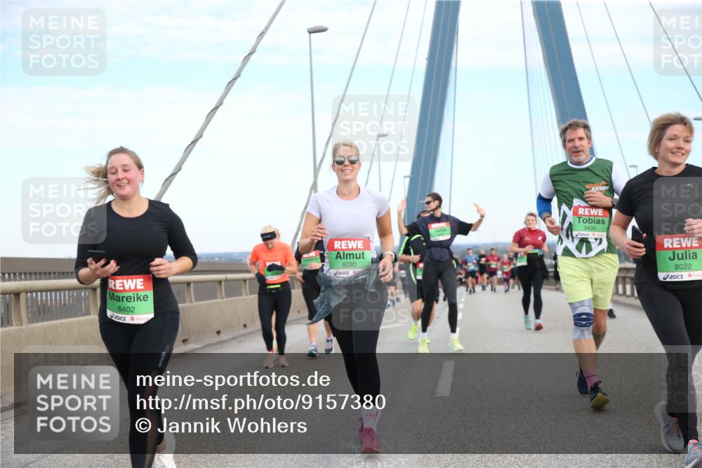 03.10.2025 - Köhlbrandbrückenlauf Jannik Wohlers http://msf.ph/oto/9157380 03.10.2025 15:37:22 Position 1 8402, 8090, 9435, 8022 meine-sportfotos.de