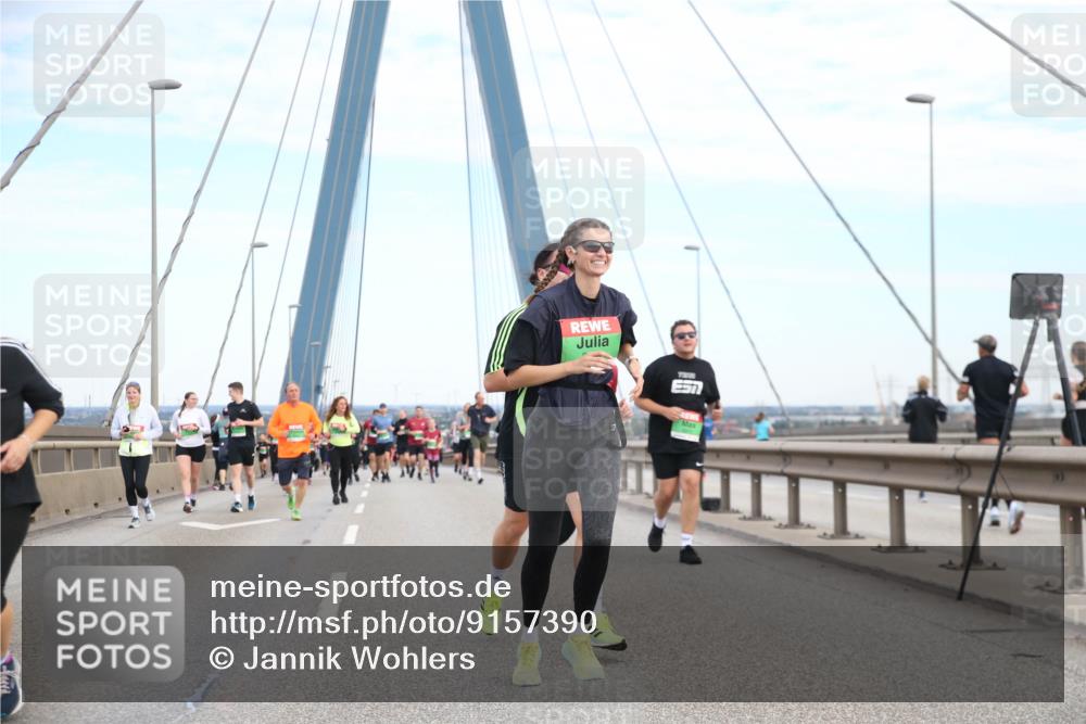 03.10.2025 - Köhlbrandbrückenlauf Jannik Wohlers http://msf.ph/oto/9157390 03.10.2025 15:37:25 Position 1  meine-sportfotos.de