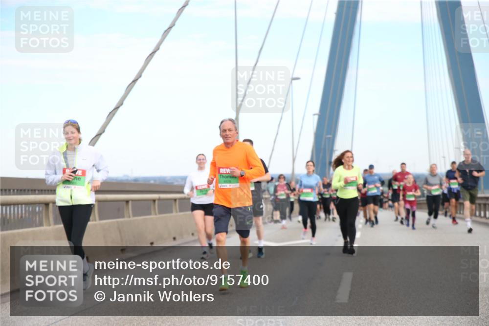 03.10.2025 - Köhlbrandbrückenlauf Jannik Wohlers http://msf.ph/oto/9157400 03.10.2025 15:37:29 Position 1  meine-sportfotos.de