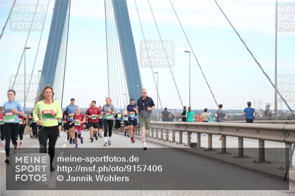 03.10.2025 - Köhlbrandbrückenlauf Jannik Wohlers http://msf.ph/oto/9157406 03.10.2025 15:37:31 Position 1  meine-sportfotos.de