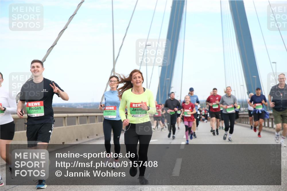 03.10.2025 - Köhlbrandbrückenlauf Jannik Wohlers http://msf.ph/oto/9157408 03.10.2025 15:37:32 Position 1 7877, 7971, 8376 meine-sportfotos.de