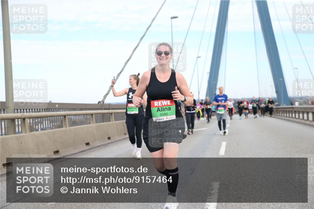 03.10.2025 - Köhlbrandbrückenlauf Jannik Wohlers http://msf.ph/oto/9157464 03.10.2025 15:37:45 Position 1 8580 meine-sportfotos.de