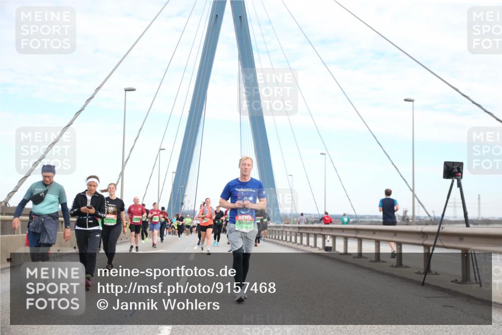 03.10.2025 - Köhlbrandbrückenlauf Jannik Wohlers http://msf.ph/oto/9157468 03.10.2025 15:37:50 Position 1 7183 meine-sportfotos.de