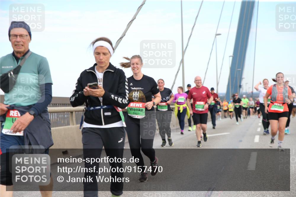 03.10.2025 - Köhlbrandbrückenlauf Jannik Wohlers http://msf.ph/oto/9157470 03.10.2025 15:37:52 Position 1 102, 8467 meine-sportfotos.de