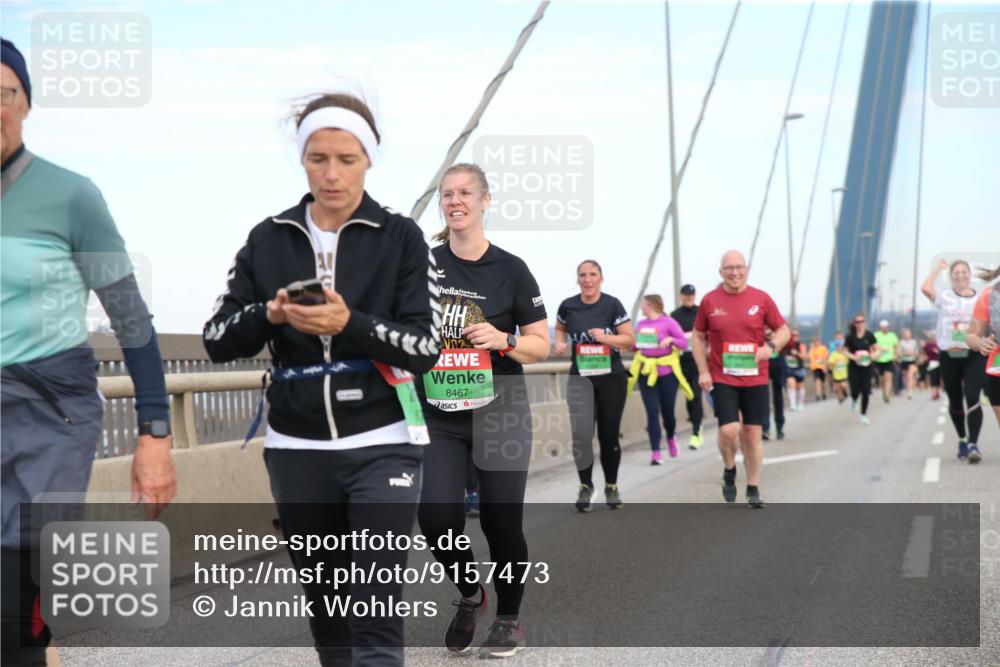 03.10.2025 - Köhlbrandbrückenlauf Jannik Wohlers http://msf.ph/oto/9157473 03.10.2025 15:37:52 Position 1 02, 8467 meine-sportfotos.de