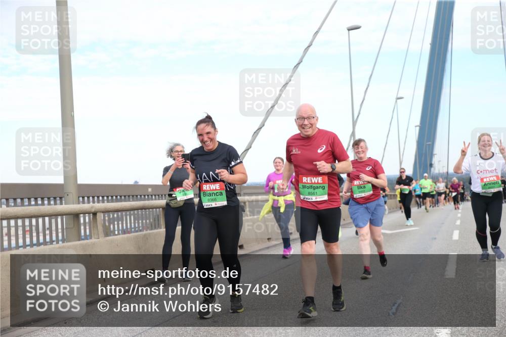 03.10.2025 - Köhlbrandbrückenlauf Jannik Wohlers http://msf.ph/oto/9157482 03.10.2025 15:37:55 Position 1 8366, 8561 meine-sportfotos.de