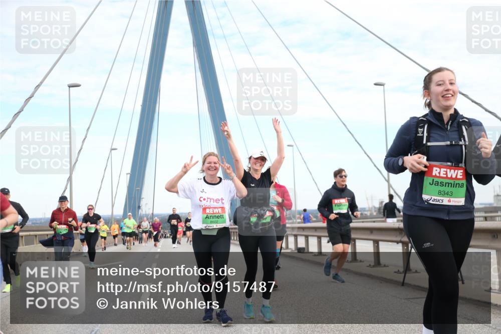 03.10.2025 - Köhlbrandbrückenlauf Jannik Wohlers http://msf.ph/oto/9157487 03.10.2025 15:37:57 Position 1 8602, 8343 meine-sportfotos.de