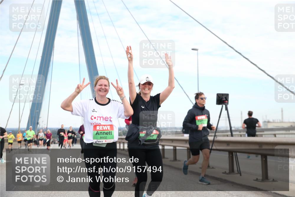 03.10.2025 - Köhlbrandbrückenlauf Jannik Wohlers http://msf.ph/oto/9157494 03.10.2025 15:37:58 Position 1 8602 meine-sportfotos.de