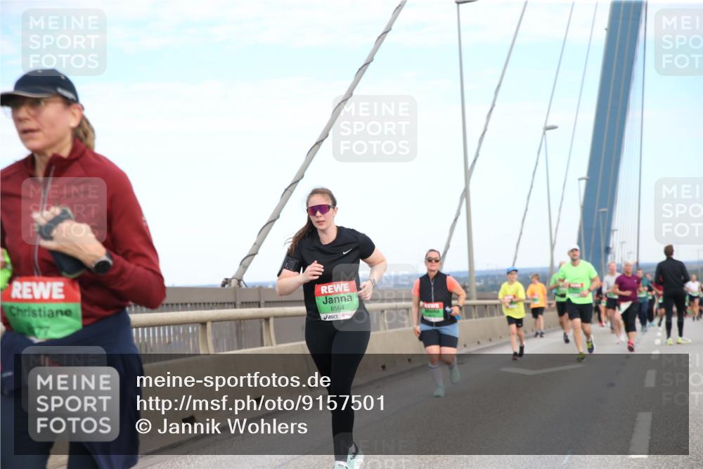 03.10.2025 - Köhlbrandbrückenlauf Jannik Wohlers http://msf.ph/oto/9157501 03.10.2025 15:38:01 Position 1 8564 meine-sportfotos.de