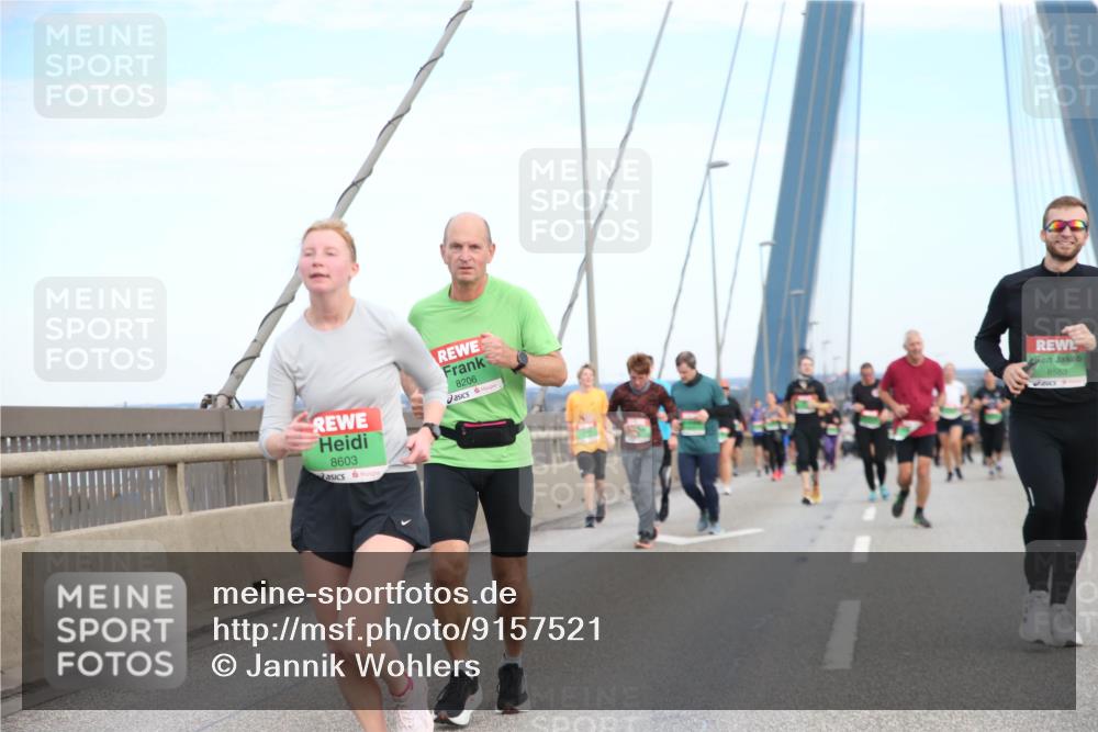 03.10.2025 - Köhlbrandbrückenlauf Jannik Wohlers http://msf.ph/oto/9157521 03.10.2025 15:38:10 Position 1 8603, 8206, 8563 meine-sportfotos.de