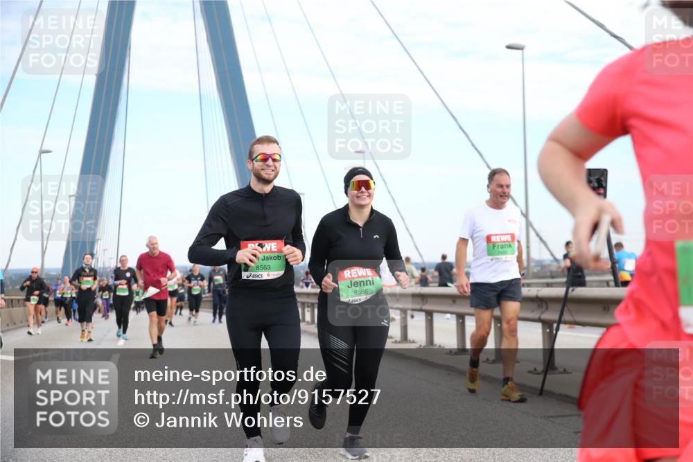03.10.2025 - Köhlbrandbrückenlauf Jannik Wohlers http://msf.ph/oto/9157527 03.10.2025 15:38:11 Position 1 8563, 8586 meine-sportfotos.de