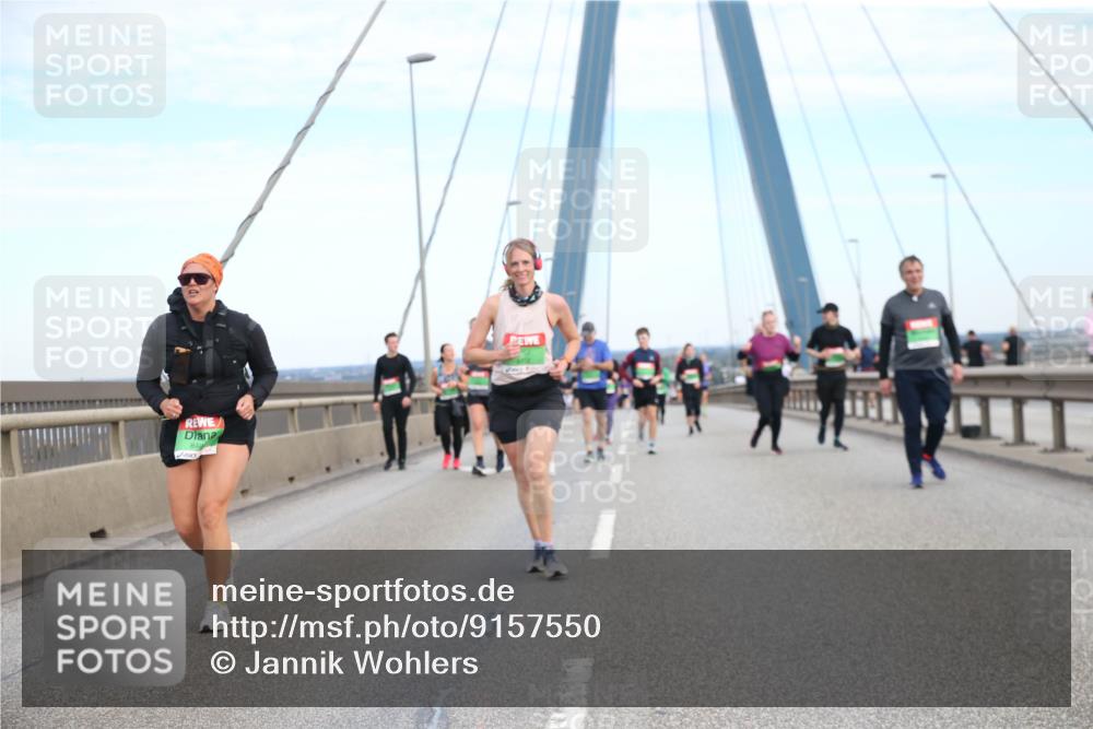 03.10.2025 - Köhlbrandbrückenlauf Jannik Wohlers http://msf.ph/oto/9157550 03.10.2025 15:38:22 Position 1  meine-sportfotos.de