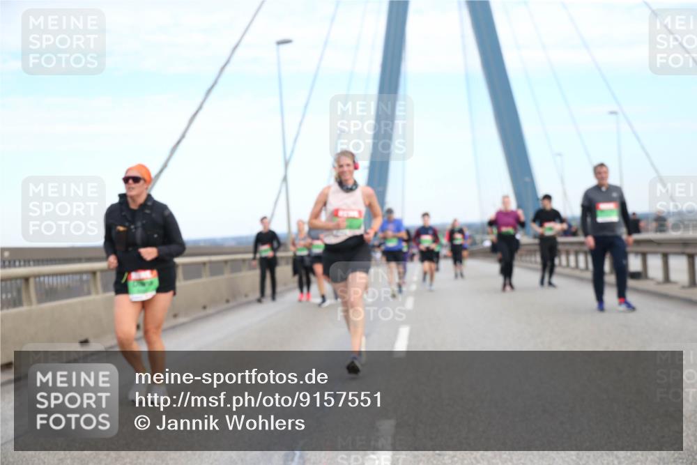 03.10.2025 - Köhlbrandbrückenlauf Jannik Wohlers http://msf.ph/oto/9157551 03.10.2025 15:38:22 Position 1  meine-sportfotos.de