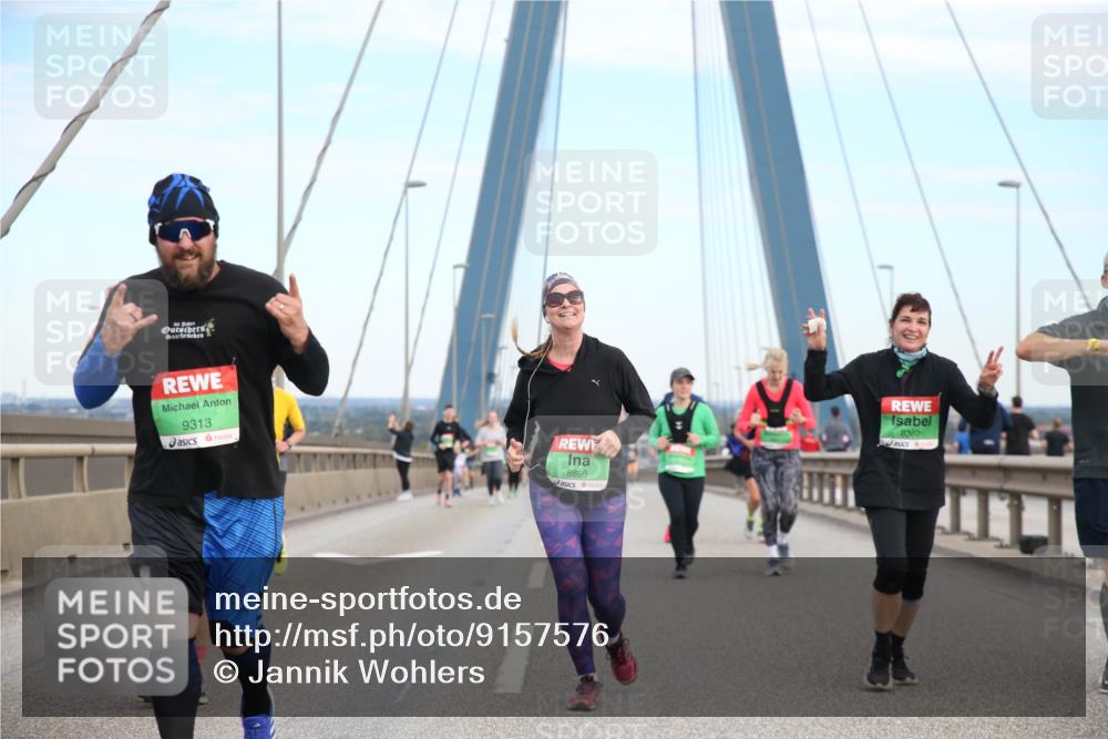 03.10.2025 - Köhlbrandbrückenlauf Jannik Wohlers http://msf.ph/oto/9157576 03.10.2025 15:38:29 Position 1 2, 9313, 8896, 8382 meine-sportfotos.de