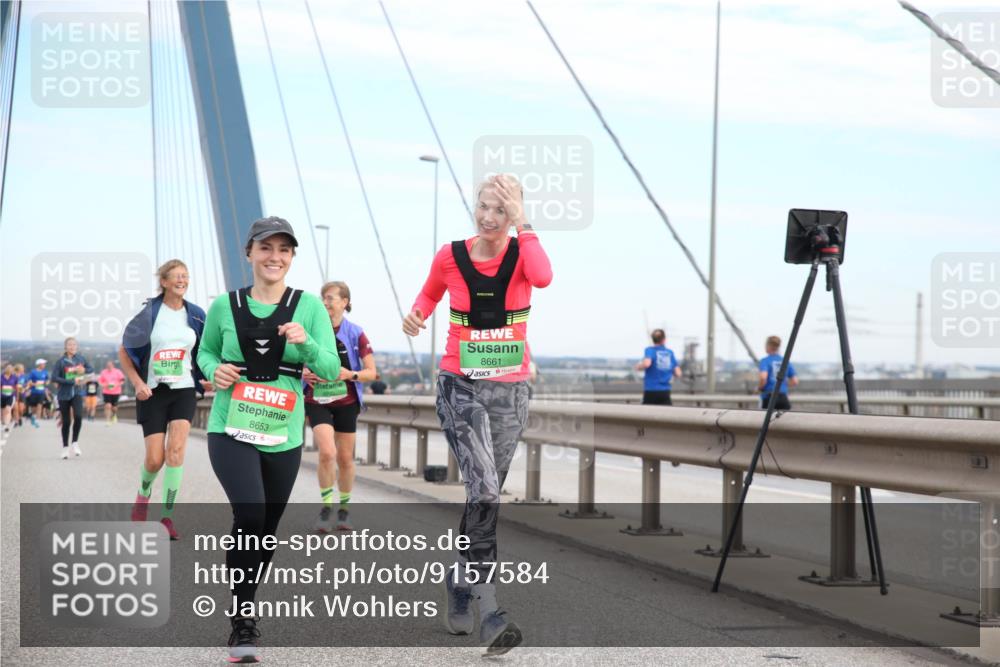 03.10.2025 - Köhlbrandbrückenlauf Jannik Wohlers http://msf.ph/oto/9157584 03.10.2025 15:38:33 Position 1 9291, 8653, 8661 meine-sportfotos.de