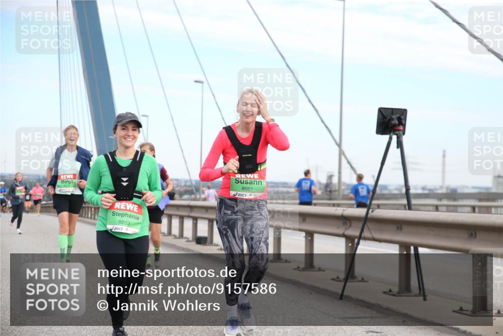 03.10.2025 - Köhlbrandbrückenlauf Jannik Wohlers http://msf.ph/oto/9157586 03.10.2025 15:38:33 Position 1 9291, 8653, 8661 meine-sportfotos.de
