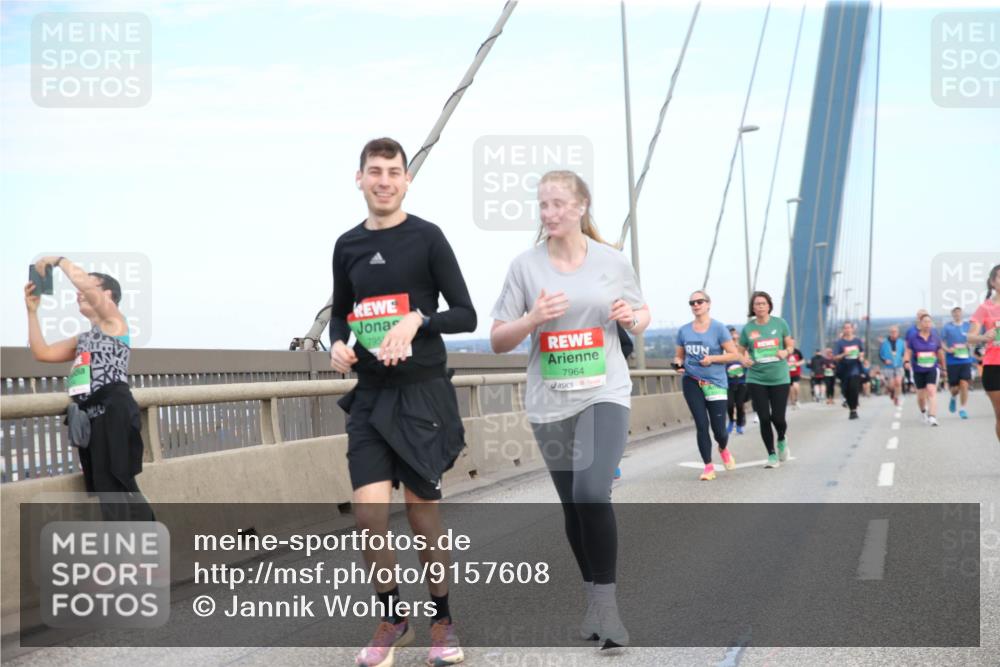 03.10.2025 - Köhlbrandbrückenlauf Jannik Wohlers http://msf.ph/oto/9157608 03.10.2025 15:38:43 Position 1 795, 7964 meine-sportfotos.de