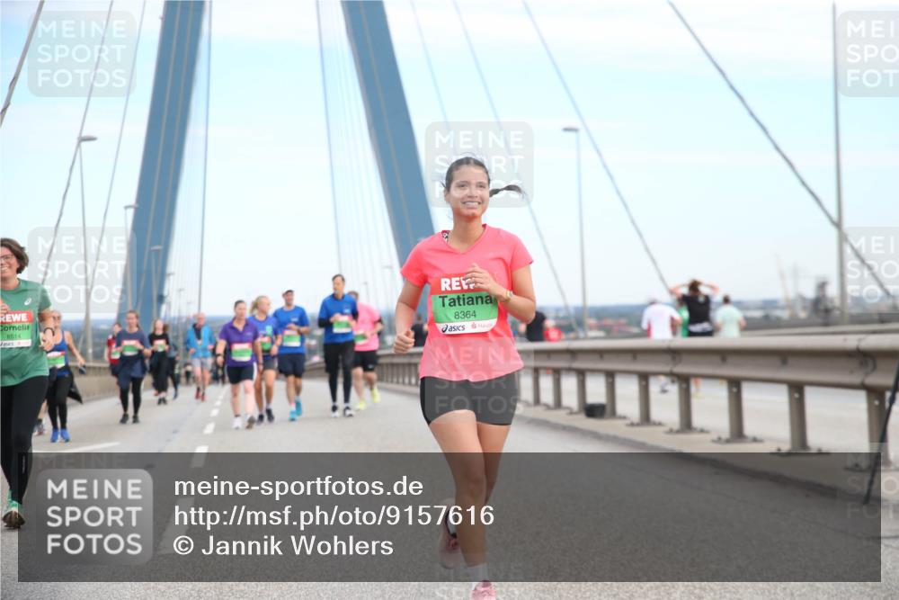 03.10.2025 - Köhlbrandbrückenlauf Jannik Wohlers http://msf.ph/oto/9157616 03.10.2025 15:38:46 Position 1 8514, 8364 meine-sportfotos.de
