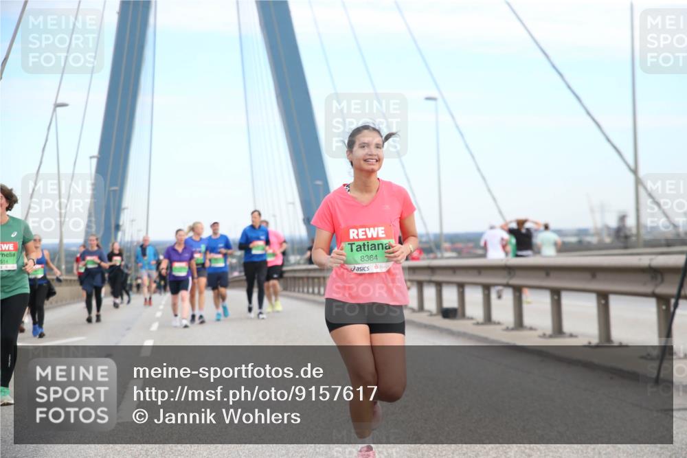 03.10.2025 - Köhlbrandbrückenlauf Jannik Wohlers http://msf.ph/oto/9157617 03.10.2025 15:38:46 Position 1 514, 8364 meine-sportfotos.de