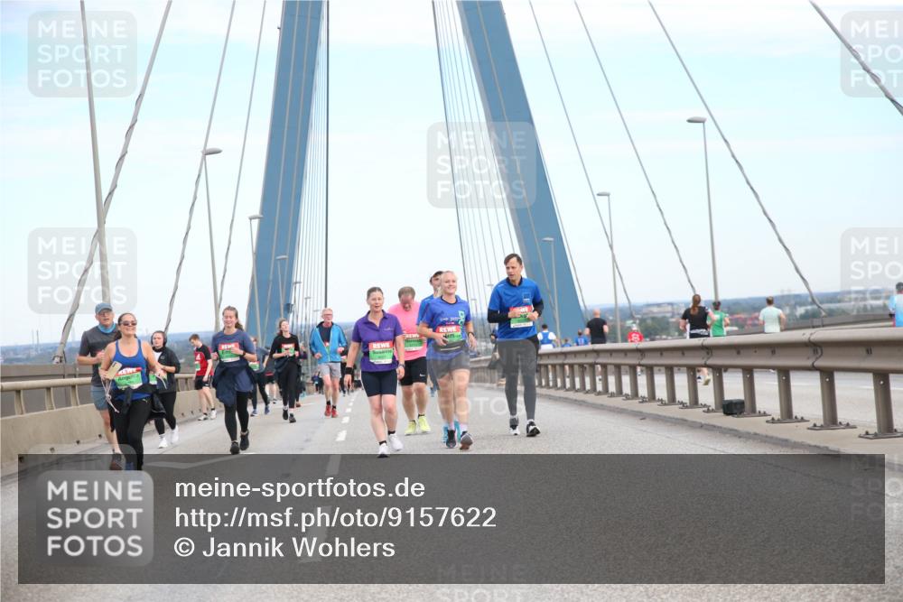 03.10.2025 - Köhlbrandbrückenlauf Jannik Wohlers http://msf.ph/oto/9157622 03.10.2025 15:38:49 Position 1  meine-sportfotos.de