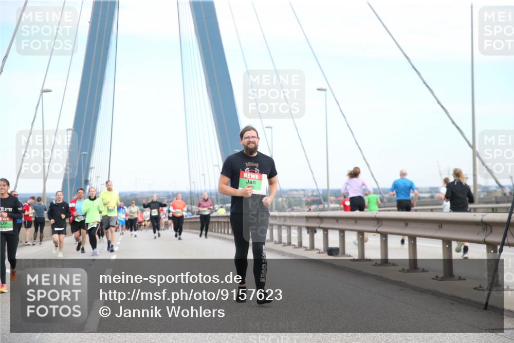 03.10.2025 - Köhlbrandbrückenlauf Jannik Wohlers http://msf.ph/oto/9157623 03.10.2025 15:39:35 Position 1  meine-sportfotos.de