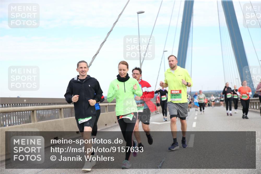 03.10.2025 - Köhlbrandbrückenlauf Jannik Wohlers http://msf.ph/oto/9157633 03.10.2025 15:39:42 Position 1 7479 meine-sportfotos.de