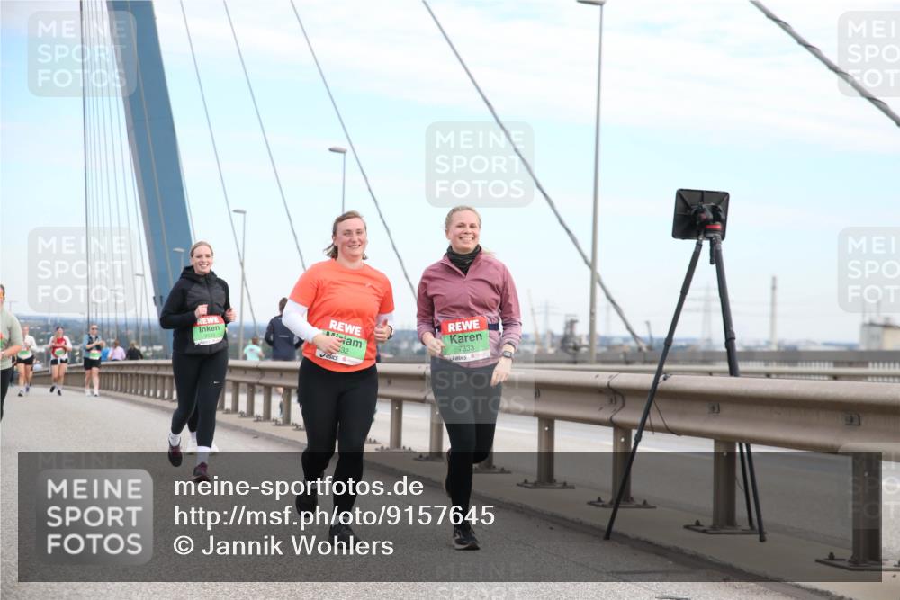 03.10.2025 - Köhlbrandbrückenlauf Jannik Wohlers http://msf.ph/oto/9157645 03.10.2025 15:39:46 Position 1 32, 7833 meine-sportfotos.de