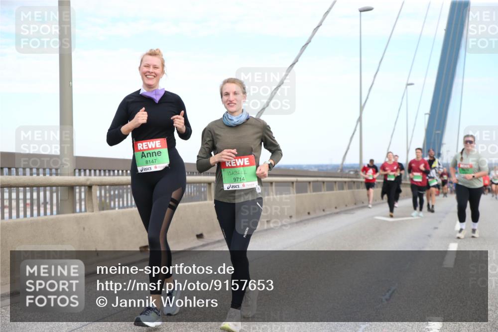 03.10.2025 - Köhlbrandbrückenlauf Jannik Wohlers http://msf.ph/oto/9157653 03.10.2025 15:39:49 Position 1 8147, 9714 meine-sportfotos.de