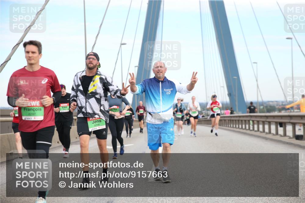 03.10.2025 - Köhlbrandbrückenlauf Jannik Wohlers http://msf.ph/oto/9157663 03.10.2025 15:39:55 Position 1 8297, 9298, 6, 0, 0 meine-sportfotos.de
